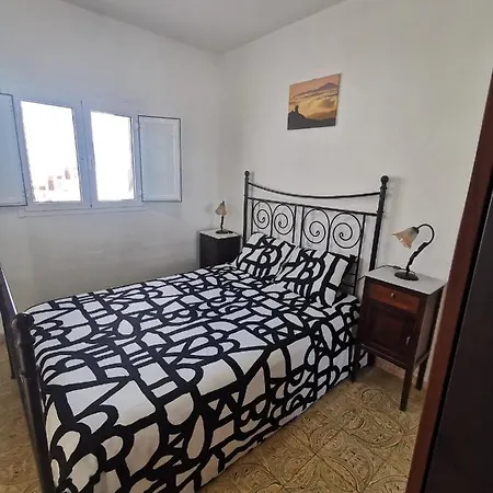 Juan Y Juana Canino * Tejeda (Gran Canaria)