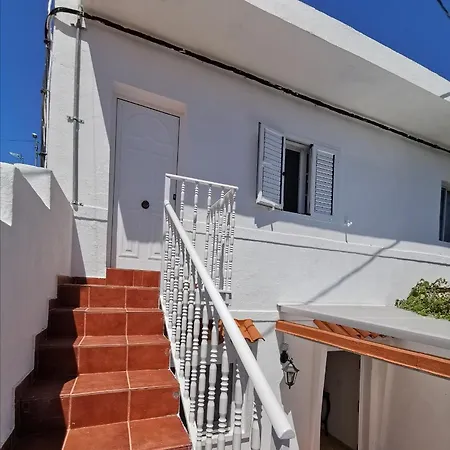 Landhaus Juan Y Juana Canino *